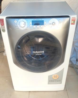 lavatrice Hotpoint Ariston Aqualtis 8 kg 1200 giri
