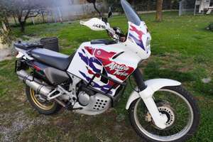 Honda Africa Twin 750