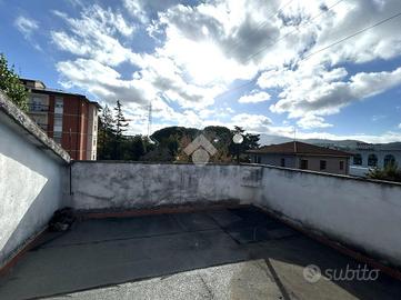 CASA SEMINDIPENDENTE A AREZZO