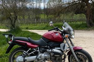 Moto BMW R850R