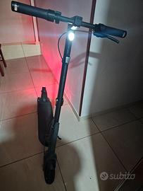 Monopattino elettrico ninebot