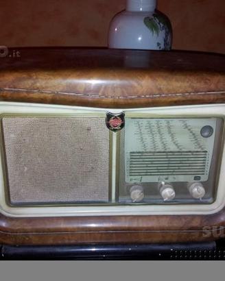 Radio d' epoca UNDA a valvole