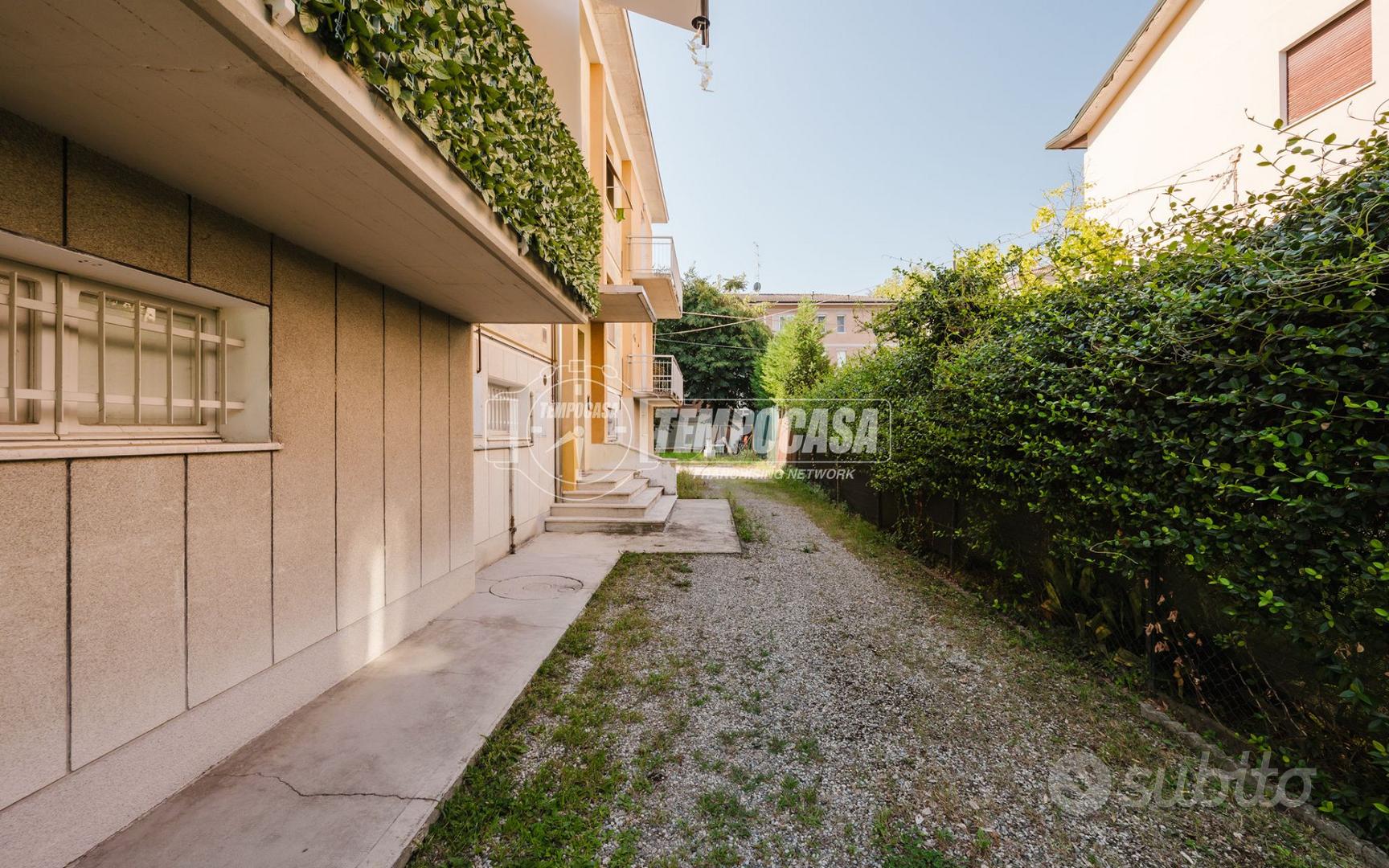 Appartamento – RE - Vista 2