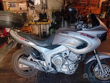 Yamaha TDM 850