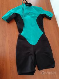 Stock abbigliamento kitesurf 