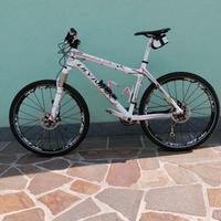 mtb full carbon