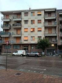 Immobile in asta di 126 m² con 5 locali e box auto