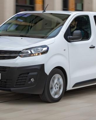 Ricambi usati opel vivaro 2019 #z
