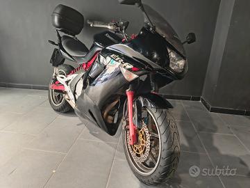 Kawasaki ER 6F pronta all'uso