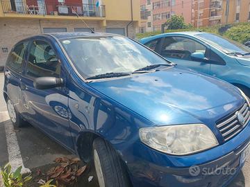 FIAT Punto 3ª serie - 2004