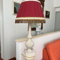 Lampada in crosta con cappello antico