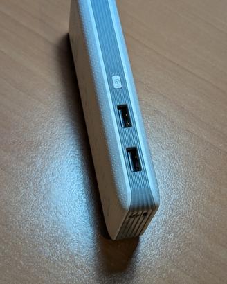 Batteria aux. Powerbank model 07W da 10.000 mAh  
