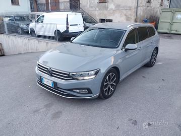 Volkswagen Passat Variant 2.0 TDI SCR 200 CV 4MOTI