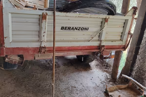rimorchio per trattore