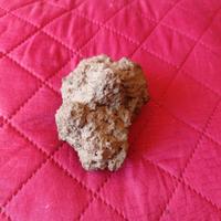 roccia vulcanica peso 418 grammi
