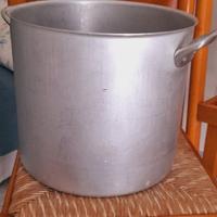 pentolone per pomodori