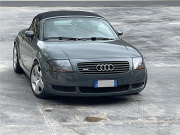 Audi TT 225 roadster