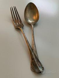 Antica coppia forchetta e cucchiaio in argento 800