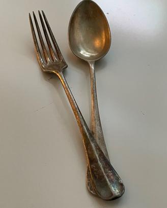 Antica coppia forchetta e cucchiaio in argento 800