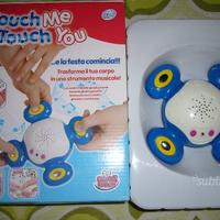 Gioco per bambini interattivo Touch Me Touch You