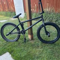 Bmx bicicletta
