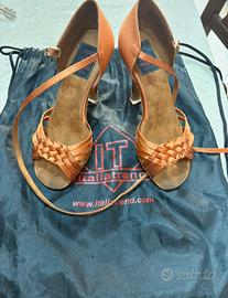 Scarpe da ballo latino americano