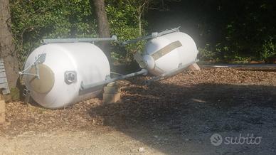 Due silos 12 quintali ciascuno