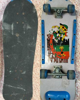 Skateboard vintage anni 90.