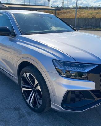 AUDI Q8 50 TDI 286 CV quattro tiptronic Sport