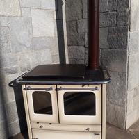 Stufa a legna Nordica Sovrana 7kw  