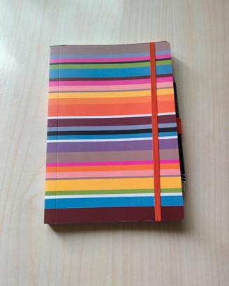 Taccuino puntinato premium con penna
