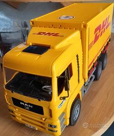 Camion giocattolo Bruder DHL grandi dimensioni