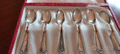 sei cucchiaini in argento