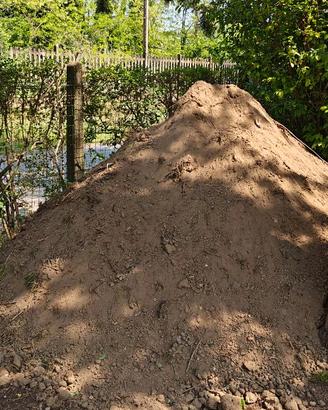Terra per giardino o riempimento