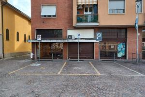Negozio commerciale -posizione strategica