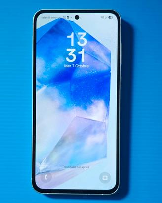 Samsung A55 5G + SD 128GB - Dual SIM - Android 16