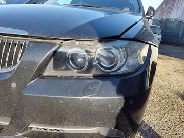 Proiettore sinistro BMW 330 del 2005