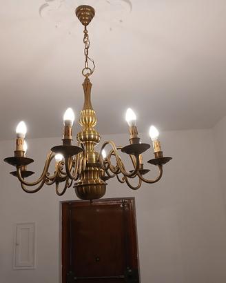 LAMPADARIO OTTONE MOLTO BELLO 8 LUCI