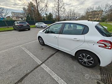 Peugeot 208 Active 5 porte