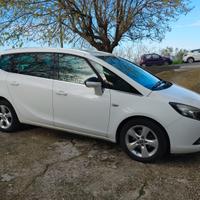 Zafira Tourer a METANO (distribuzione fatta)