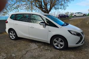 Zafira Tourer a METANO (distribuzione fatta)
