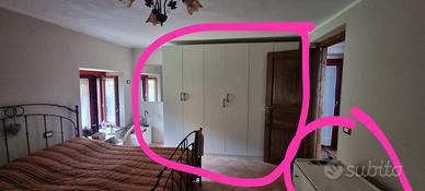 armadi in legno , cassettiere, letto  soggiorno