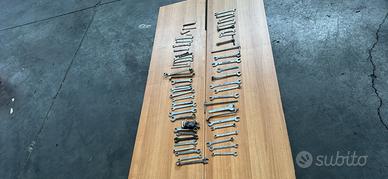 Lotto chiavi di varie dimensioni