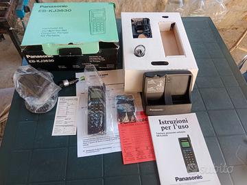 Telefono radiomobile Panasonic