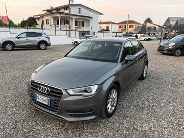 Audi A3 SPB 1.6 TDI clean diesel Attraction