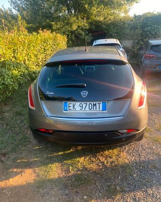 Vendi lancia Delta 1.6 jtd