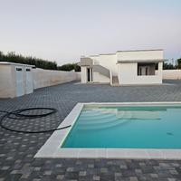 Villa nuova costruzione con piscina