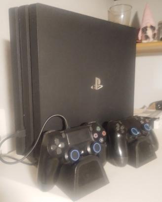 PlayStation 4 pro e PlayStation 2