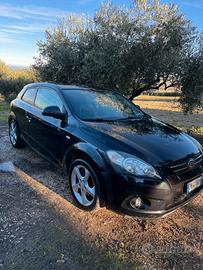 KIA CEED (pro) 2008 1.6 crdi