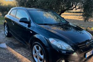 KIA CEED (pro) 2008 1.6 crdi